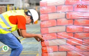 Solidarité : Kolos Cement Ltd vient en aide aux ouvriers de la construction | business-magazine.mu